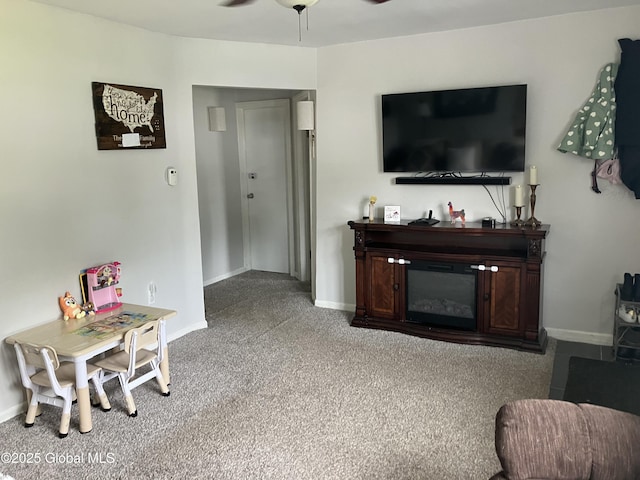 185 Butler St, Schenectady, NY 12303 - living area featuring carpet floors and ceiling fan