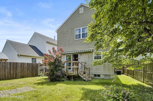 20 Lafayette Park, Green Island, NY 12183 - back of house featuring a fenced backyard and a deck
