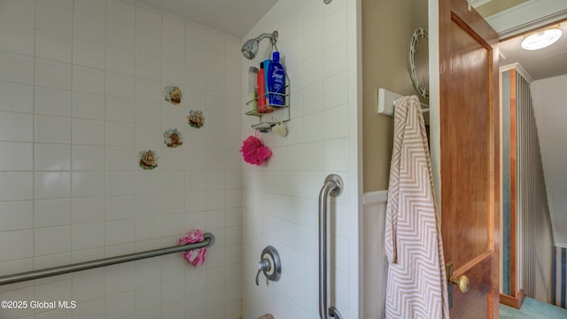 19 High St, Fort Plain, NY 13339 - bathroom with bathtub / shower combination