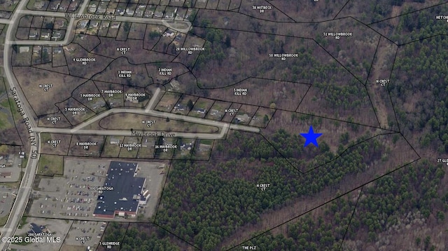 L7 Maybrook Dr, Glenville, NY 12302 - photo 2