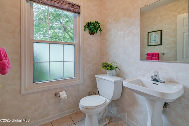 125 Bridgewood Ln, Colonie, NY 12189 - bathroom featuring wallpapered walls and tile patterned flooring