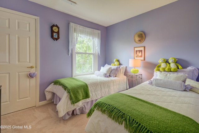 125 Bridgewood Ln, Colonie, NY 12189 - bedroom featuring carpet and baseboards