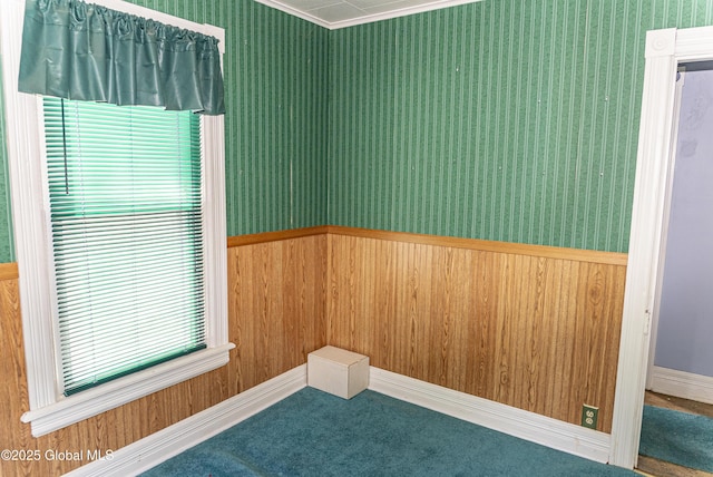 53 Broad St, Catskill, NY 12414 - carpeted empty room with ornamental molding and wallpapered walls