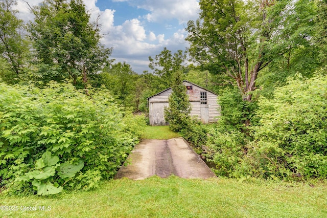 448 State Highway 334, Johnstown, NY 12095 - view of yard with an outdoor structure