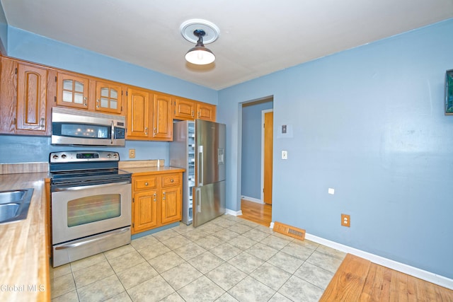 8 Mazurki Ct, Cohoes, NY 12047 - photo 11