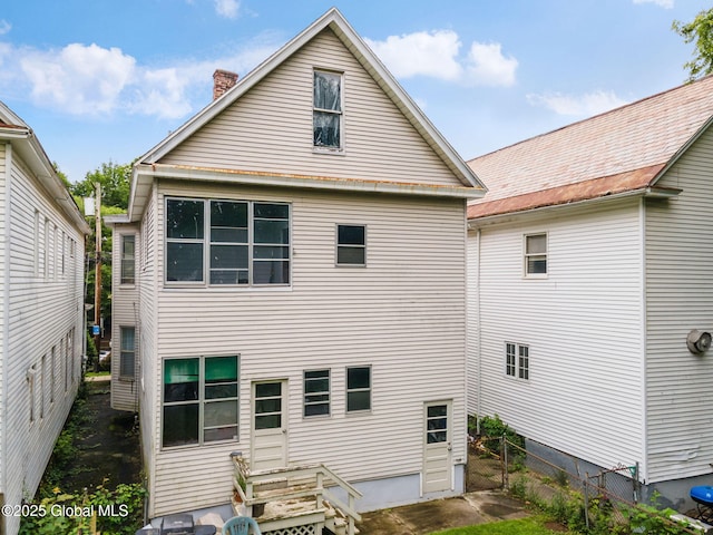 13 Barclay St, Albany, NY 12209 - rear view of property featuring a chimney