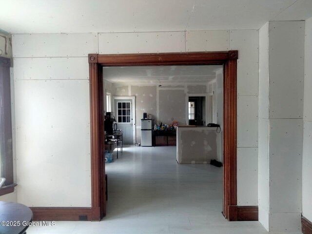 327 E Main St, Amsterdam, NY 12010 - view of corridor