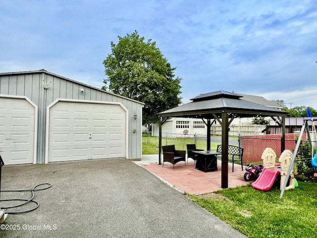 421 Michigan Ave, Schenectady, NY 12303 - view of garage