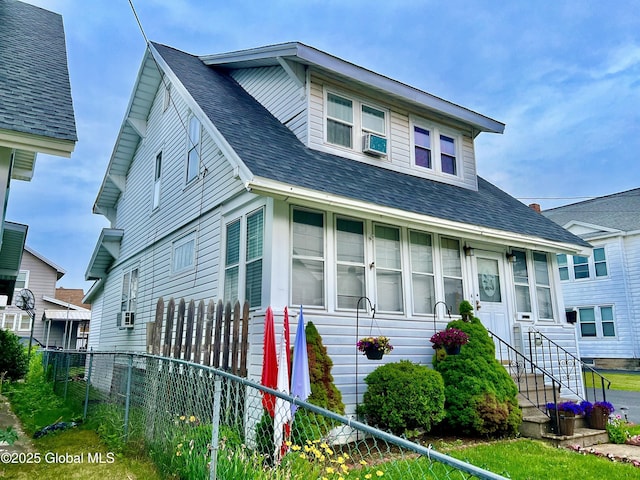 421 Michigan Ave, Schenectady, NY 12303 - bungalow-style home with roof with shingles and cooling unit