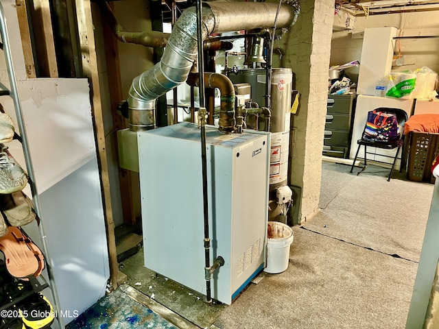 421 Michigan Ave, Schenectady, NY 12303 - utility room featuring water heater
