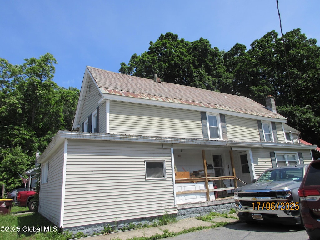 4 Keating Ave, Fort Edward, NY 12828 - view of front facade featuring a porch