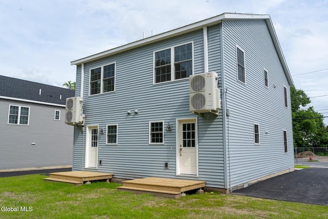 422 Summit Ave, Schenectady, NY 12307 - back of property