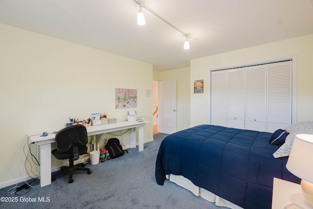 34 Aspen Rd, Colonie, NY 12110 - bedroom featuring carpet floors, track lighting, an office area, and a closet