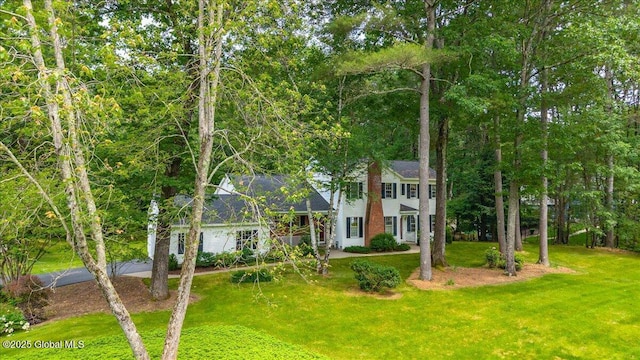 6 Leaward Way, Saratoga Springs, NY 12866 - colonial inspired home featuring a front yard