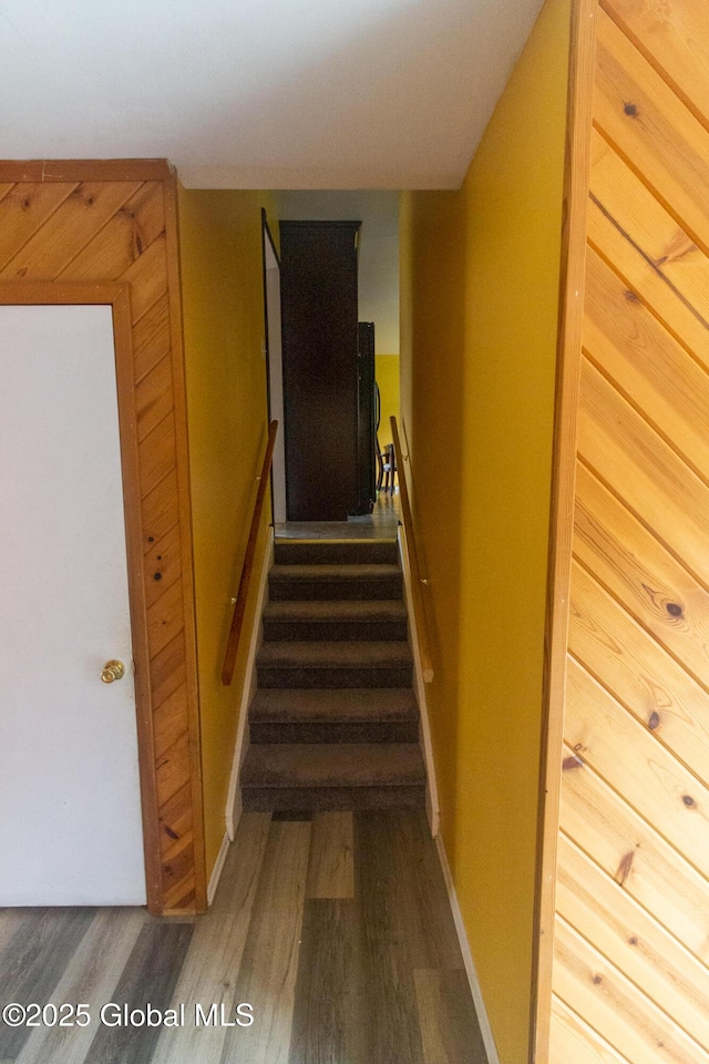 46 Cindy Crest Dr, Rotterdam, NY 12306 - stairway with wood finished floors