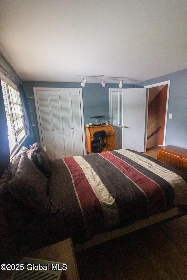 46 Cindy Crest Dr, Rotterdam, NY 12306 - bedroom featuring a closet