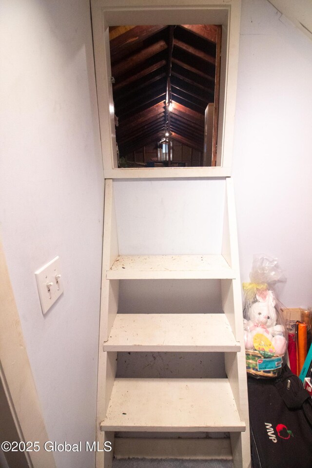 46 Cindy Crest Dr, Rotterdam, NY 12306 - view of stairway