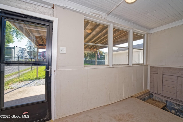 901 Adams St, Rotterdam, NY 12306 - view of unfurnished sunroom