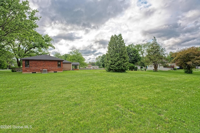 21 Crooked St, Charlton, NY 12019 - view of grassy yard