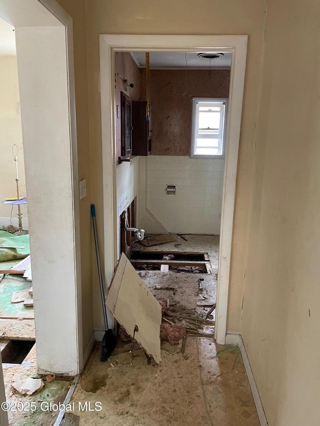 21-25 Mohawk St, Fort Plain, NY 13339 - view of corridor