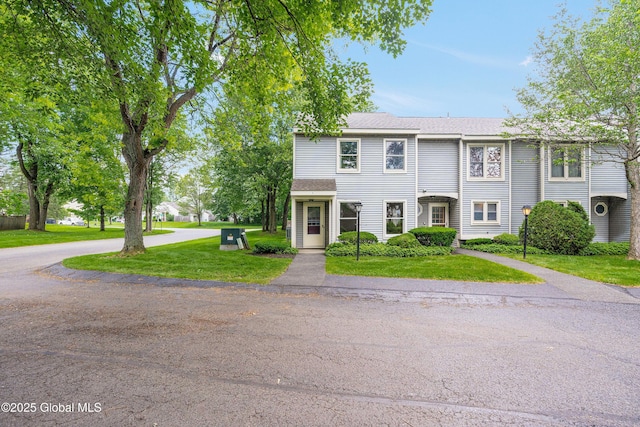 1 Hale Dr, Halfmoon, NY 12065