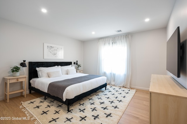1 Wawayanda Pl, Middletown, NY 10940 - bedroom featuring light wood-style flooring and recessed lighting