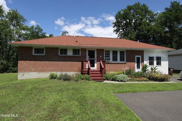 137 Maple Ave, Bethlehem, NY 12158 - photo 1
