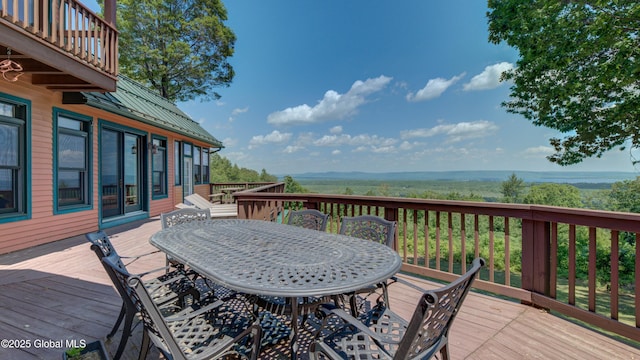 102 Taylor Ct, Mayfield, NY 12117 - deck with outdoor dining space
