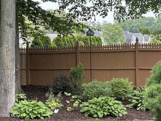 658 Salvia Ln, Guilderland, NY 12303 - view of yard