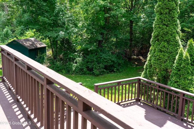 12 Heritage Ln, Clifton Park, NY 12065 - deck with a storage unit
