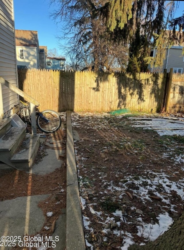347 Hulett St, Schenectady, NY 12307 - view of yard
