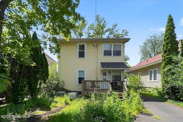 1280 Dean St, Niskayuna, NY 12309 - back of property featuring a deck