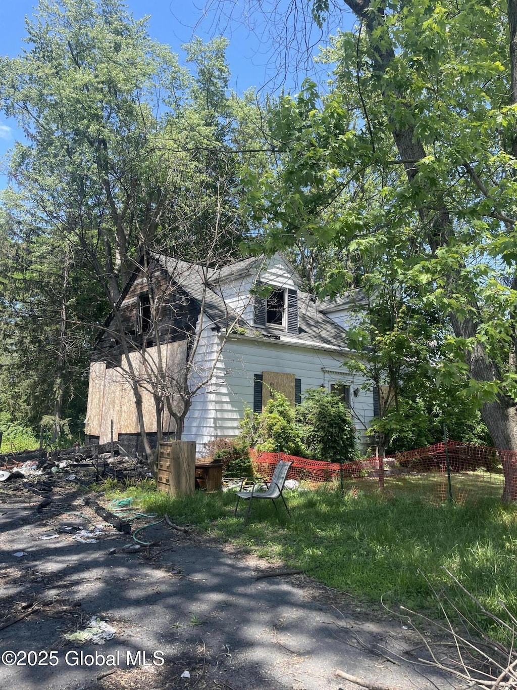 6 Vagele Ln, Bethlehem, NY 12077 - view of front of property