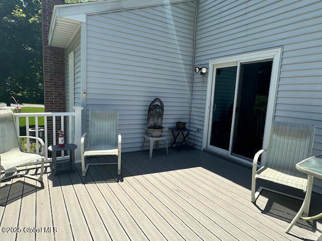 12 Bain Dr, Bethlehem, NY 12054 - view of deck