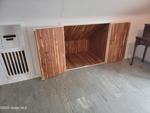 1045 Wallace Ave, Rotterdam, NY 12306 - bonus room with wood finished floors