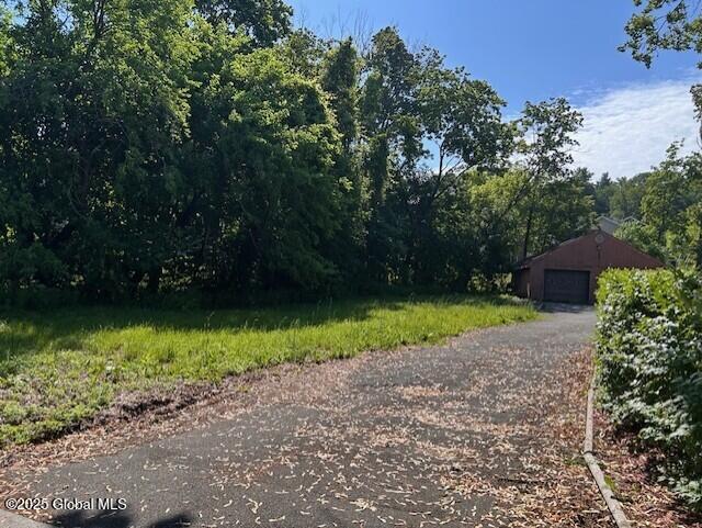 2544 Aqueduct Rd, Niskayuna, NY 12309 - photo 2