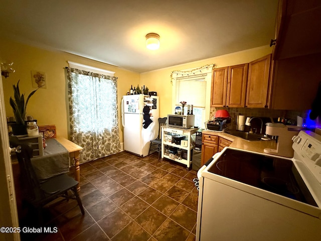136 Maple Ave, Troy, NY 12180 - photo 13