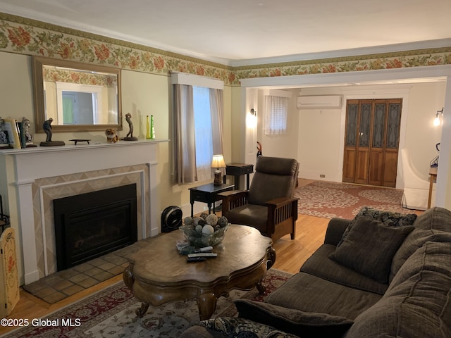 136 Maple Ave, Troy, NY 12180 - photo 6