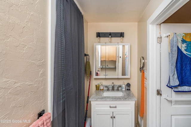 233-235 Grand St, Amsterdam, NY 12010