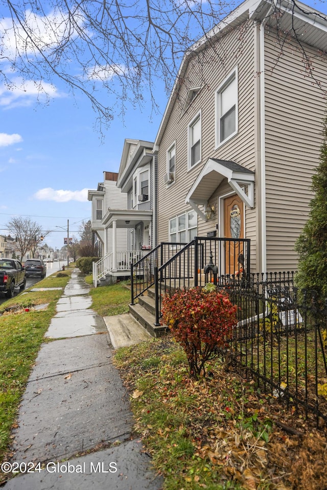 592 5th Ave, Troy, NY 12182 - photo 2