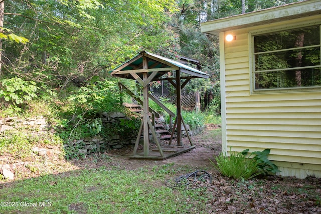 1072 Honey Hollow Rd, New Baltimore, NY 12058 - view of yard