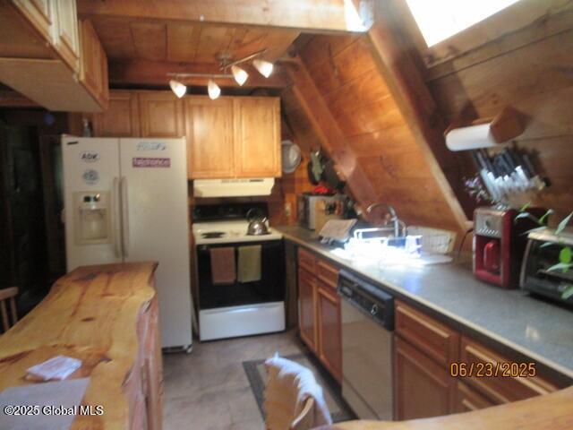 28 Pine Pl, Hadley, NY 12835 - photo 15