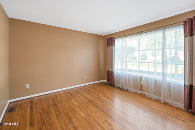 8 Newton Ave, Saratoga Springs, NY 12866 - photo 6