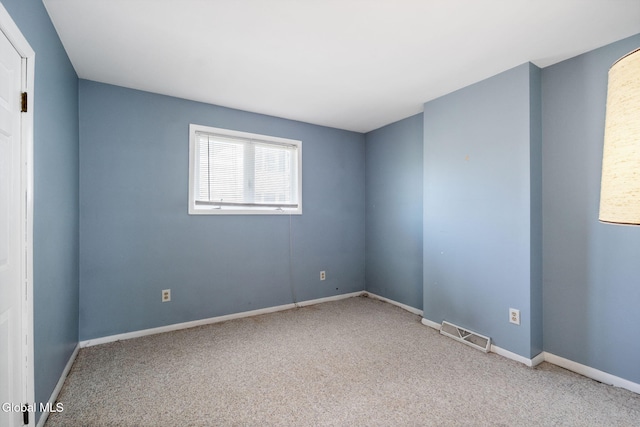 8 Newton Ave, Saratoga Springs, NY 12866 - photo 18
