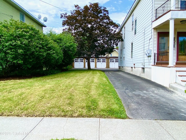 8 Mapleridge Ave, Albany, NY 12209 - view of grassy yard
