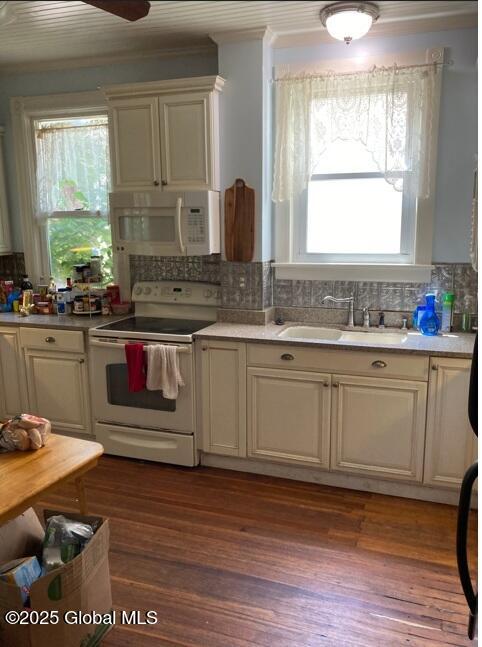 54 Brunswick Ave, Troy, NY 12180 - photo 7