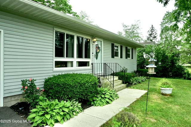 171 Consaul Rd, Colonie, NY 12205 - entrance to property with a yard