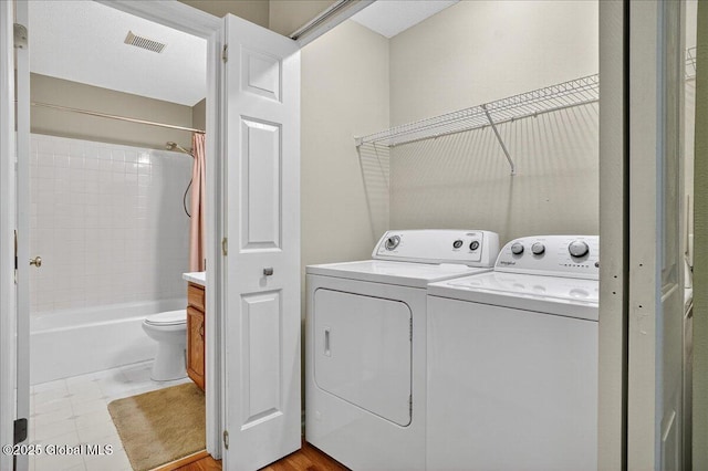 13 Hyland Cir, Troy, NY 12182 - laundry room with independent washer and dryer