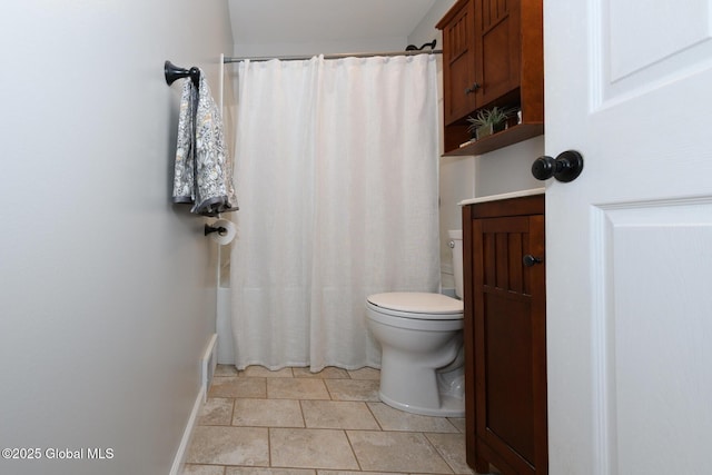 23 Mcmillen Pl, Bethlehem, NY 12054 - full bathroom featuring toilet and shower / tub combo with curtain