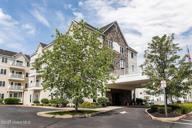 8 Wall St Unit 433, Clifton Park, NY 12065 - photo 2